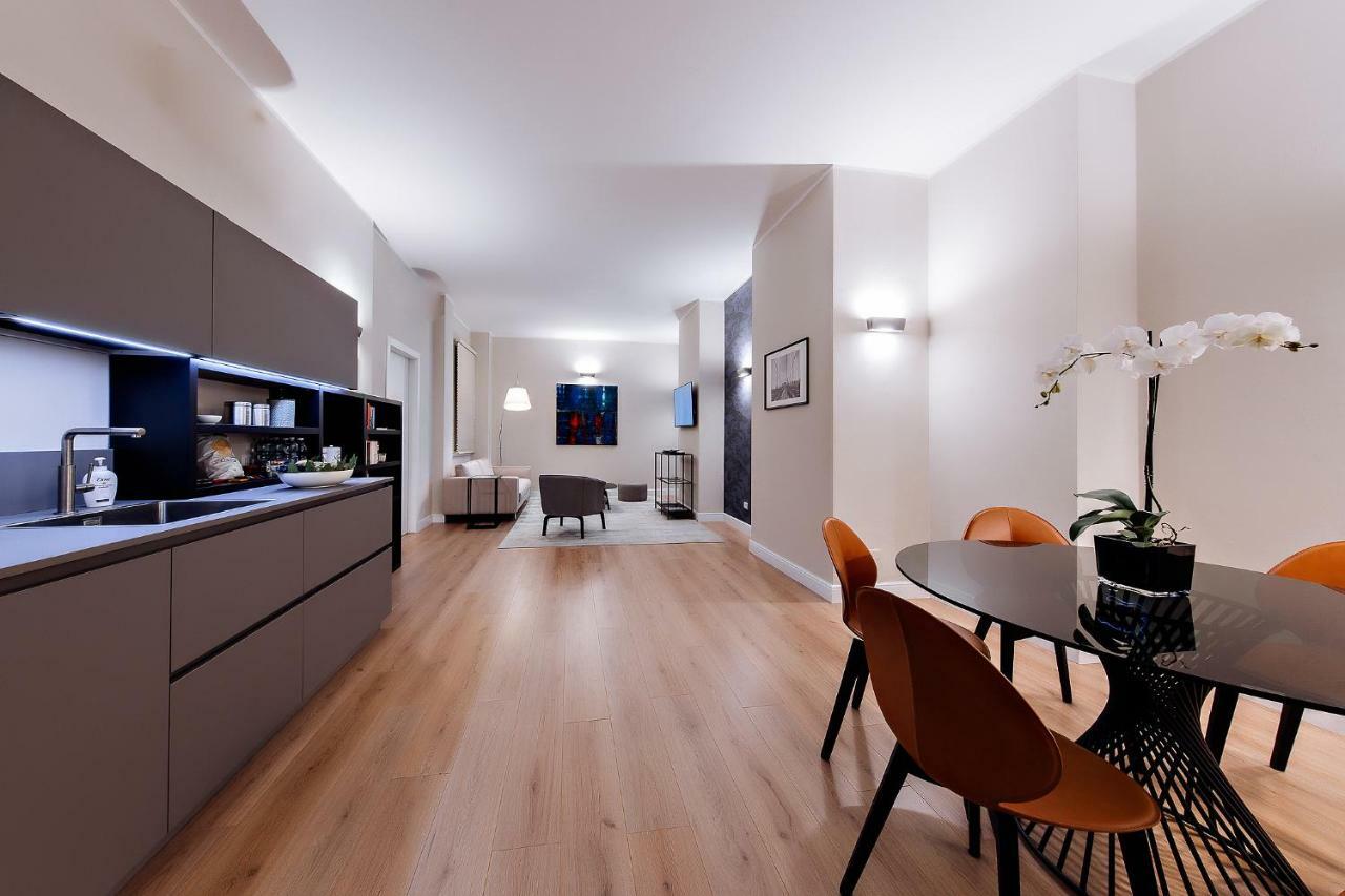 Milano Manzoni Clc Apartments Exteriör bild